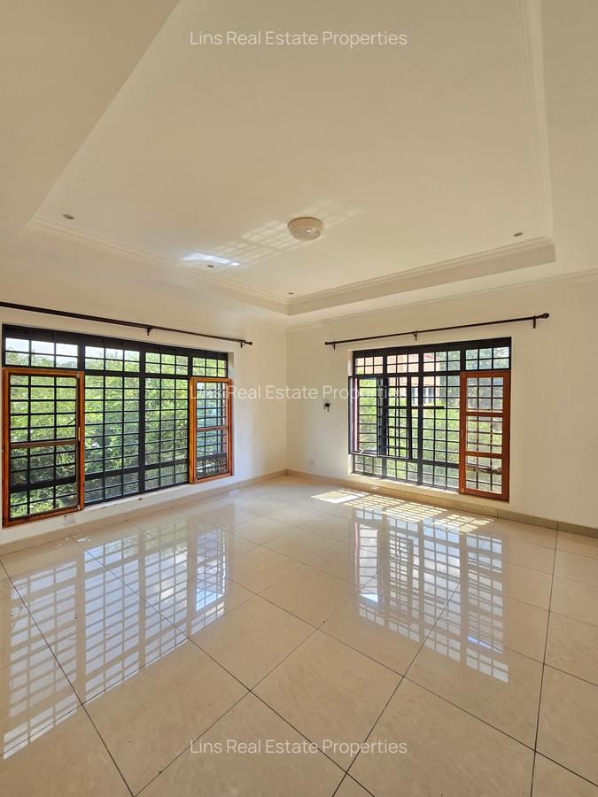 4 Bed Townhouse with En Suite in Runda - 16