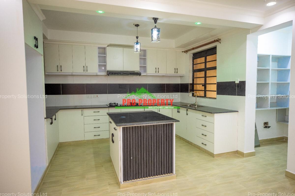 4 Bed House with En Suite at Kenyatta Road - 3