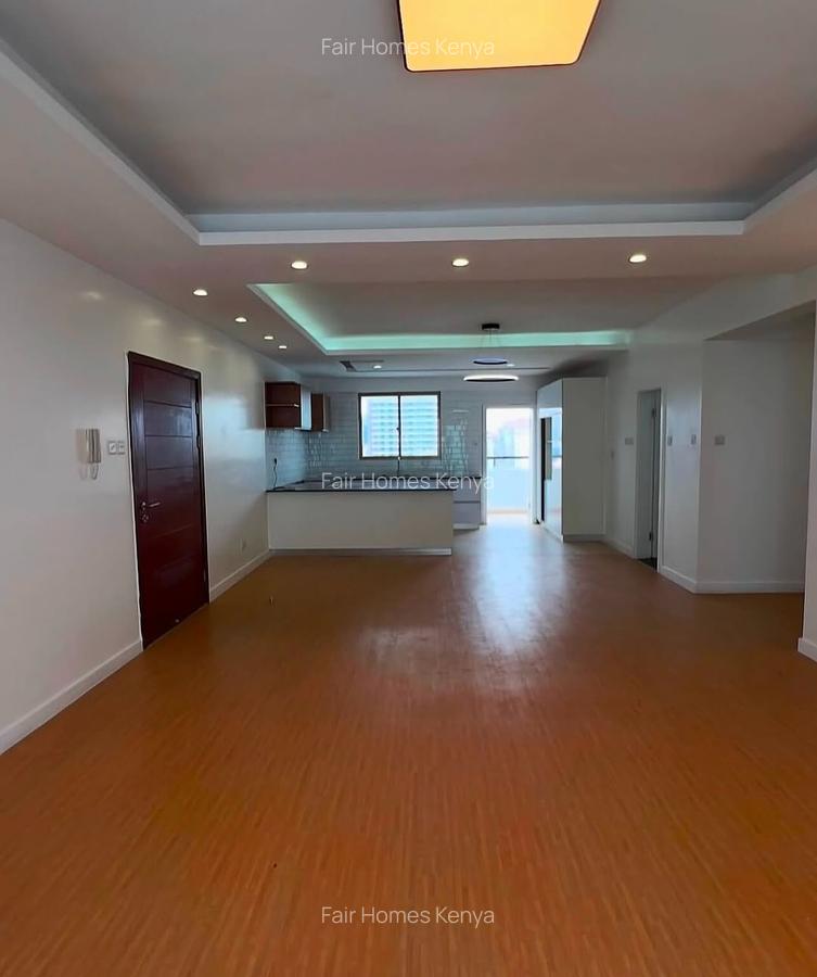 4 Bed Apartment with En Suite at Hatheru Road - 1