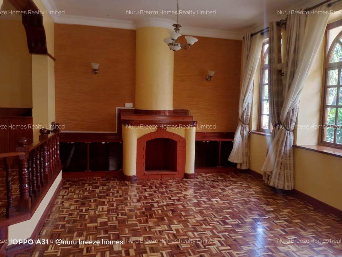 4 Bed Townhouse with En Suite in Lavington - 4
