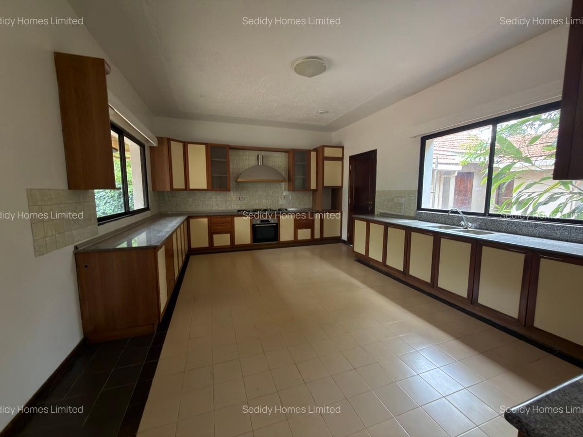5 Bed Villa with Staff Quarters in Lower Kabete - 4