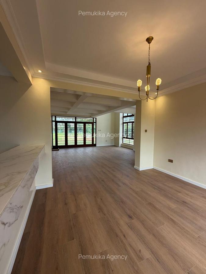 4 Bed House with Swimming Pool at B - 18