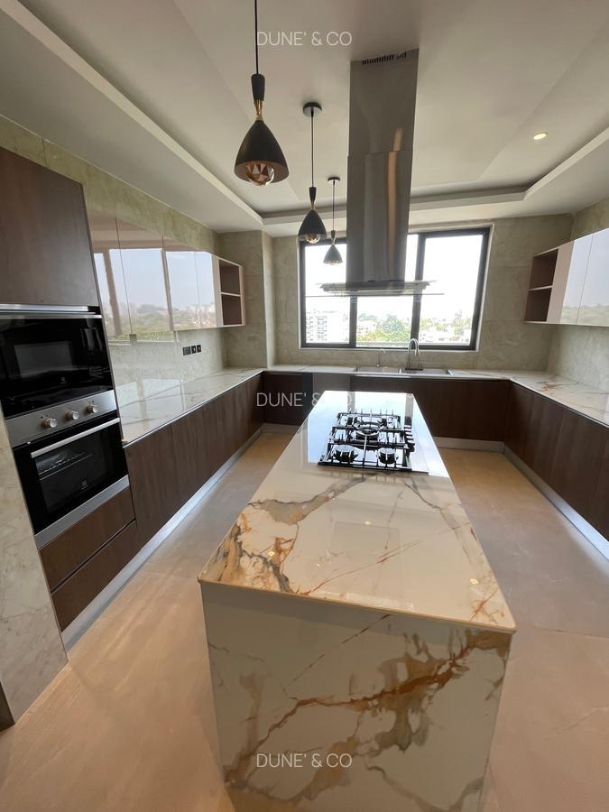Serviced 4 Bed Apartment with En Suite in Riverside - 7