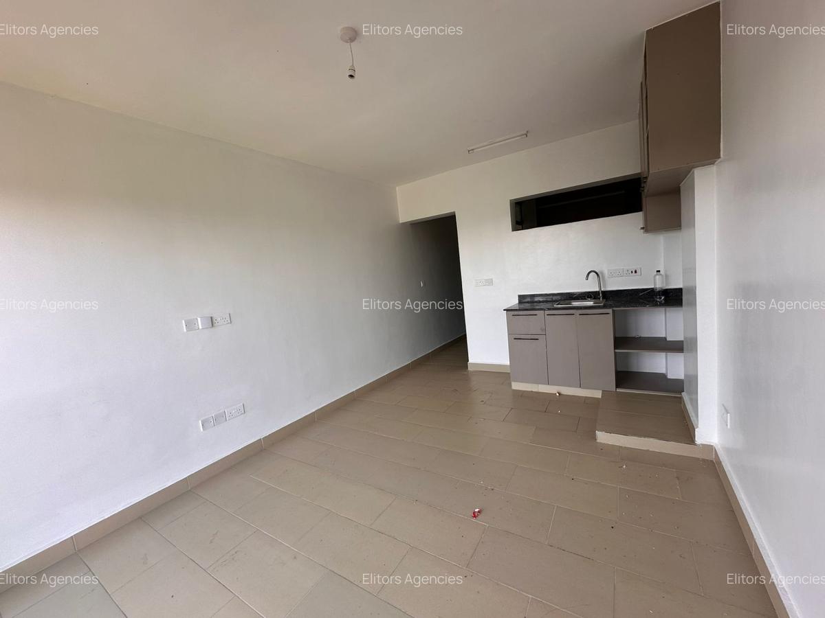 Studio Apartment with En Suite at Kirawa Road - 7