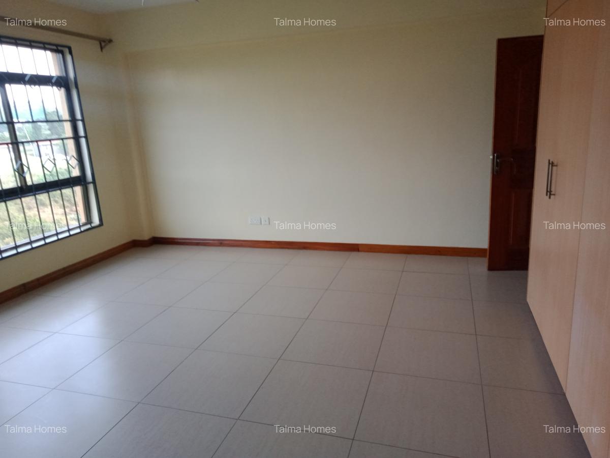 4 Bed Apartment with En Suite at Facing Statehouse - 10