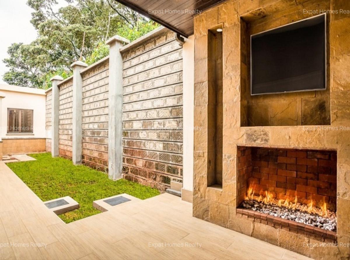 4 Bed Villa with Staff Quarters in Lavington - 9