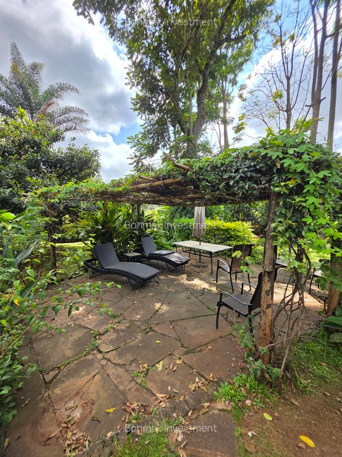 5 Bed Townhouse with En Suite at Rossylon Lone Tree - 6
