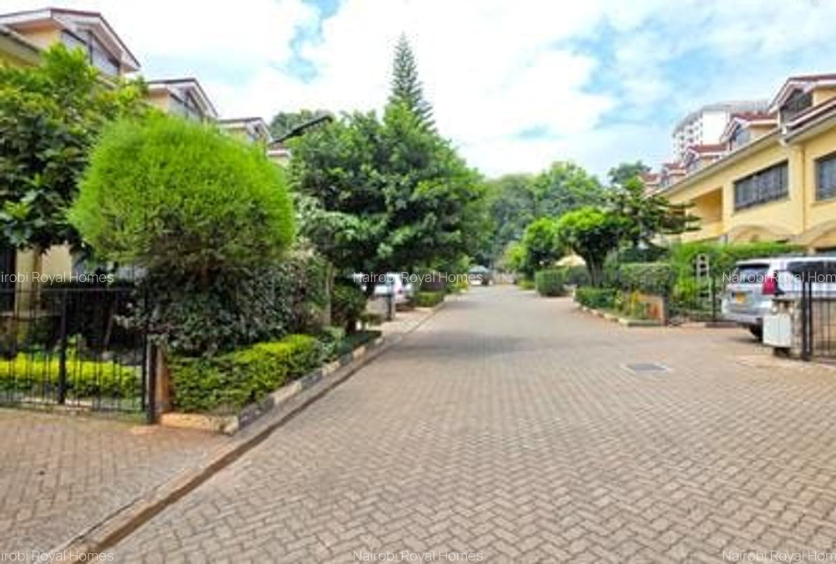 5 Bed Townhouse with En Suite at Gitanga Road - 2