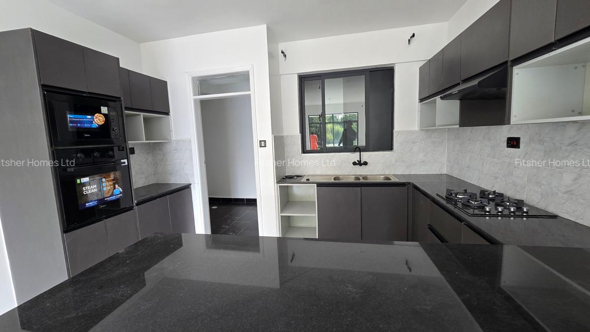 3 Bed Apartment with En Suite in Kitisuru - 13