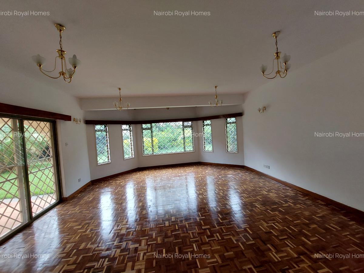 4 Bed Townhouse with En Suite at Lavington Road - 14