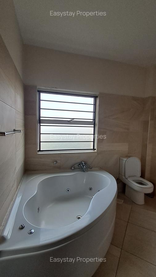 2 Bed Apartment with En Suite in Kilimani - 5