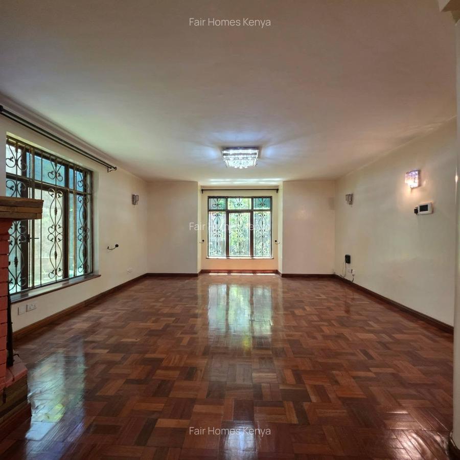 5 Bed Townhouse with En Suite at Othaya Road - 6