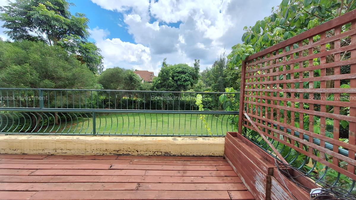 4 Bed Townhouse with En Suite at Old Runda - 12