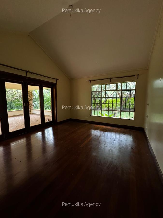3 Bed House with En Suite at Windridge - 12