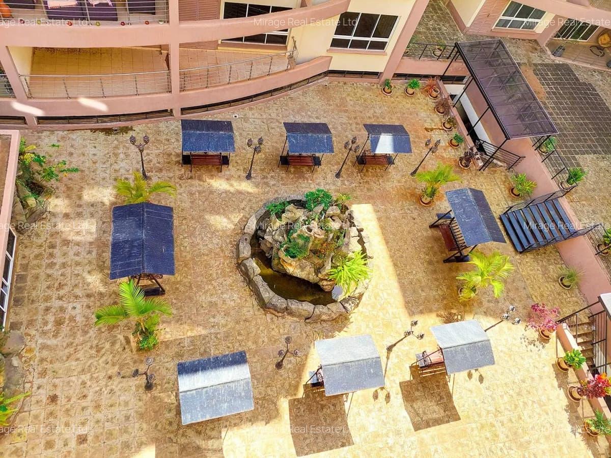 4 Bed Apartment with En Suite in General Mathenge - 3