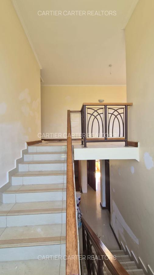 4 Bed House with En Suite in Kiambu Road - 8