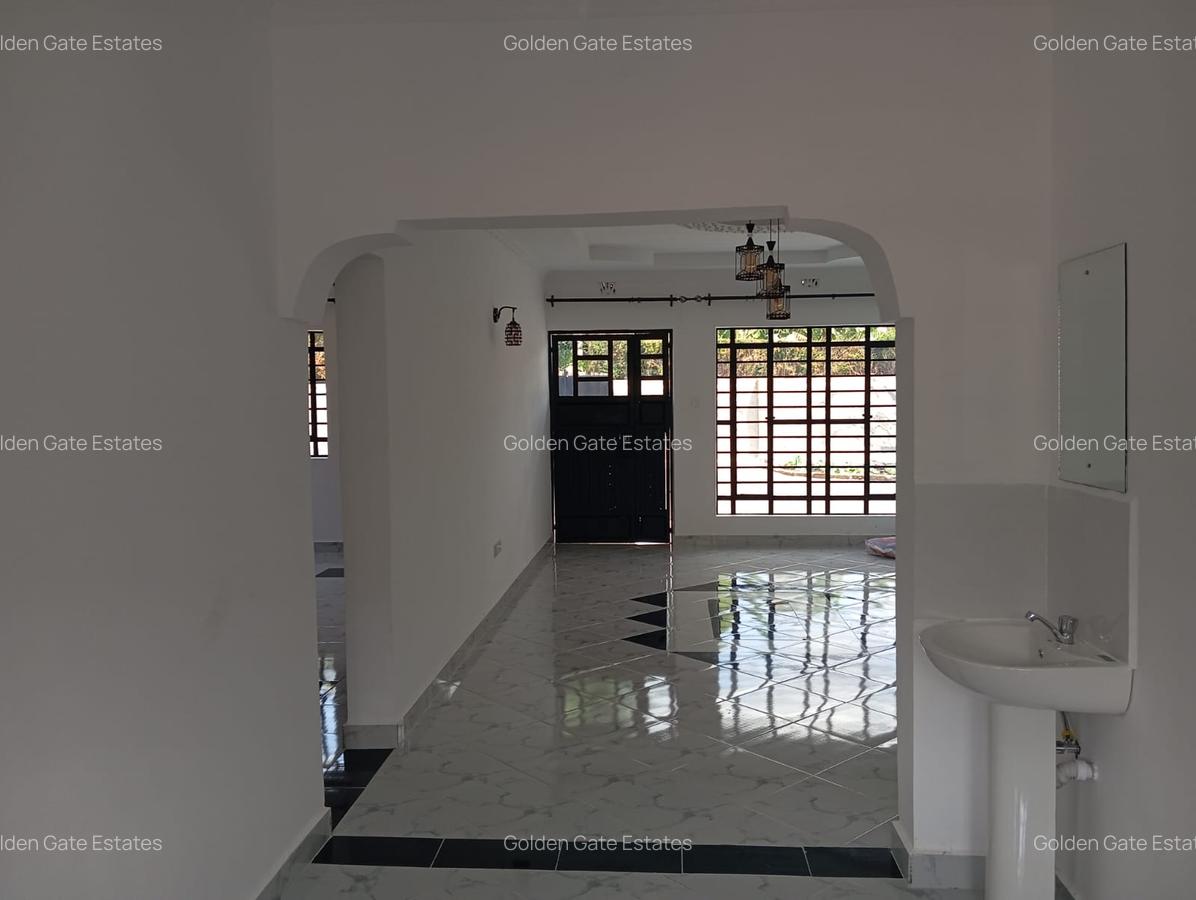 4 Bed House with En Suite in Ongata Rongai - 6