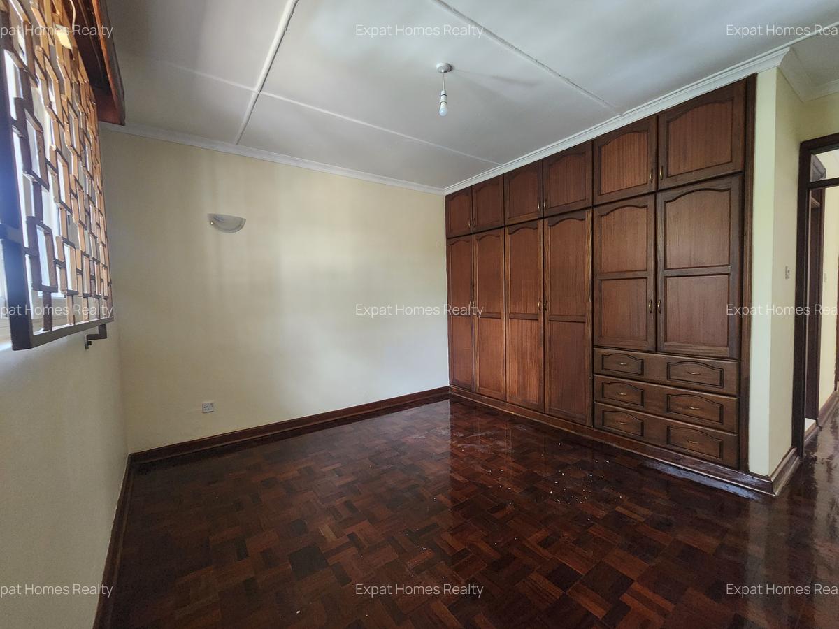 4 Bed Villa with Staff Quarters at 1 - 15