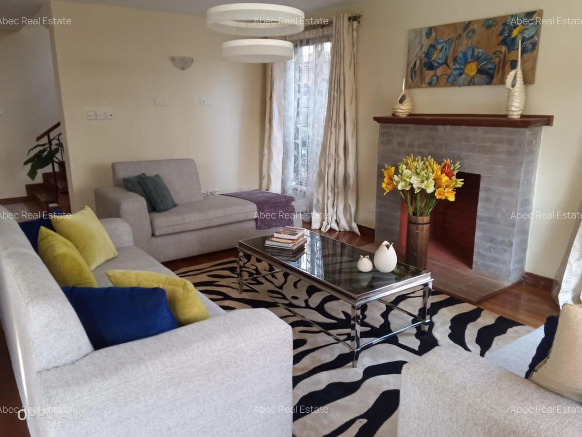 4 Bed Villa with En Suite in Runda - 3