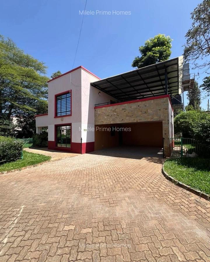 4 Bed Villa with En Suite at Runda - 1