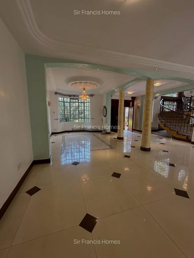 6 Bed House with En Suite at Nyari - 5