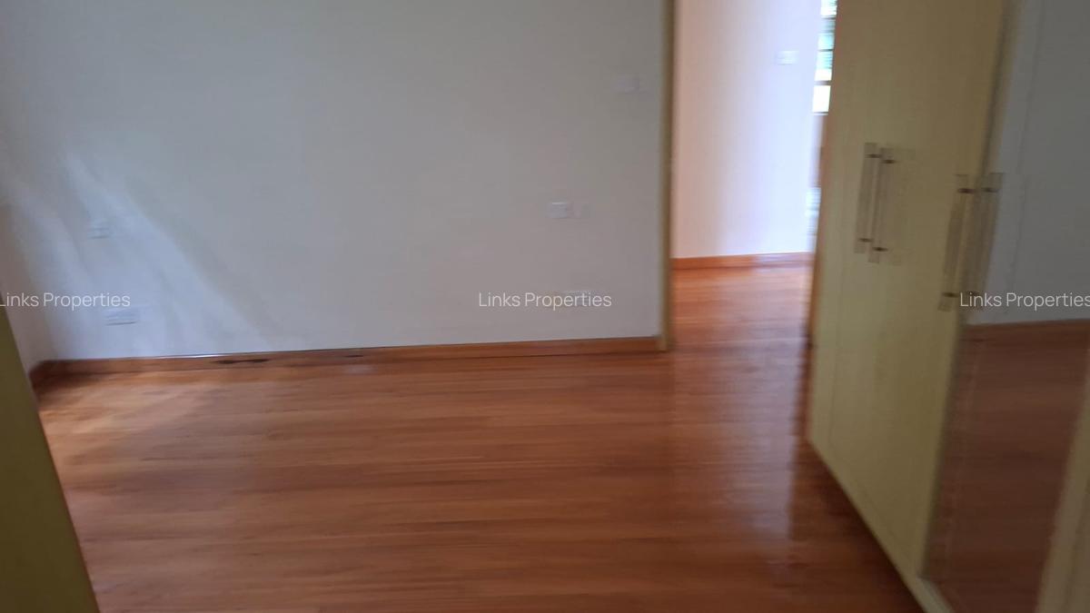 4 Bed Townhouse with En Suite at Karen - 17