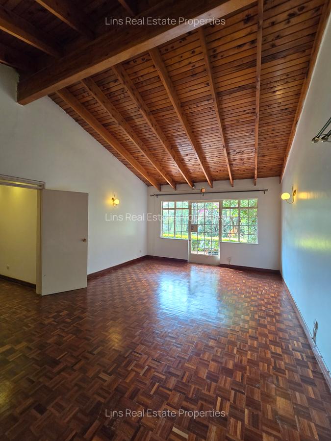 4 Bed House with En Suite in Runda - 15
