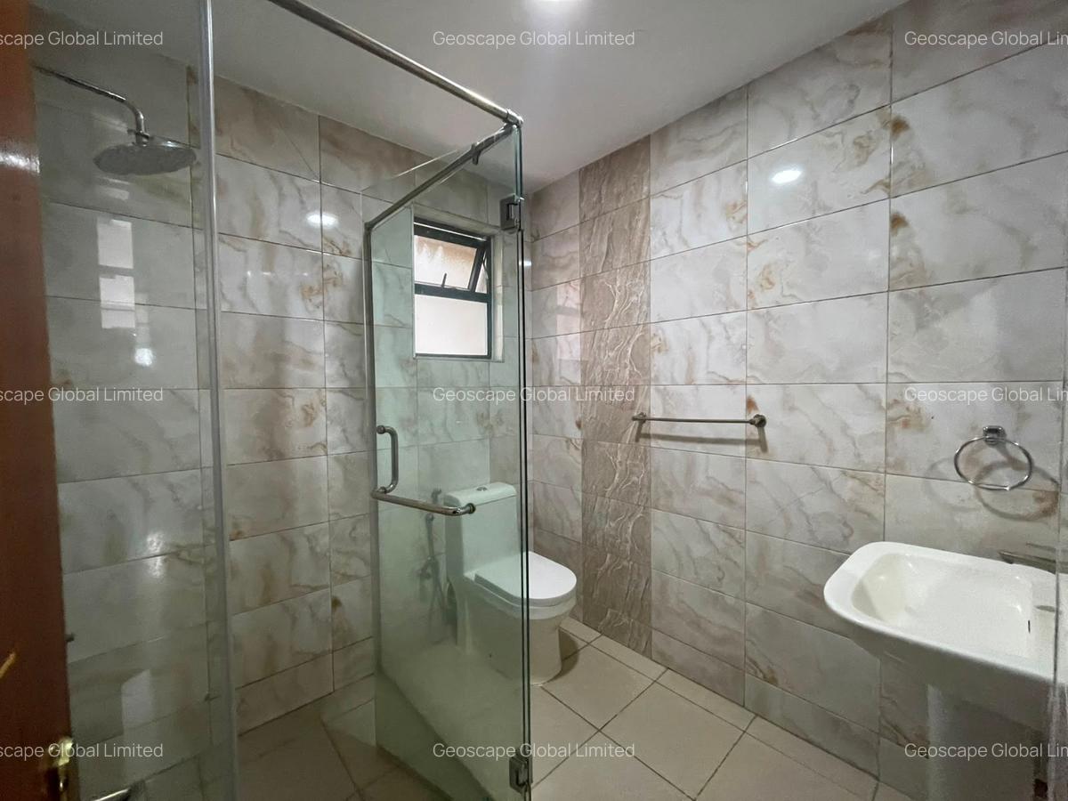 3 Bed Apartment with En Suite in Westlands Area - 5