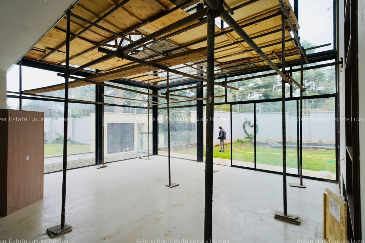 5 Bed Villa with En Suite at 2026-187 - 3
