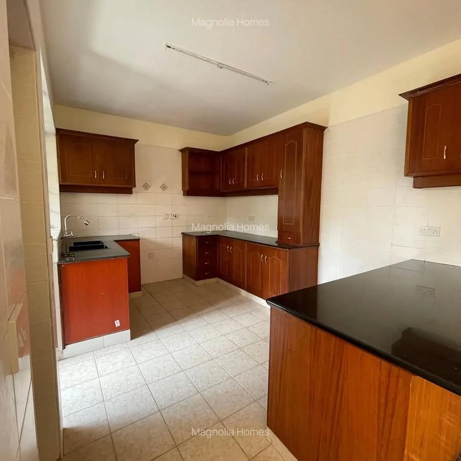 3 Bed Apartment in Kilimani - 14