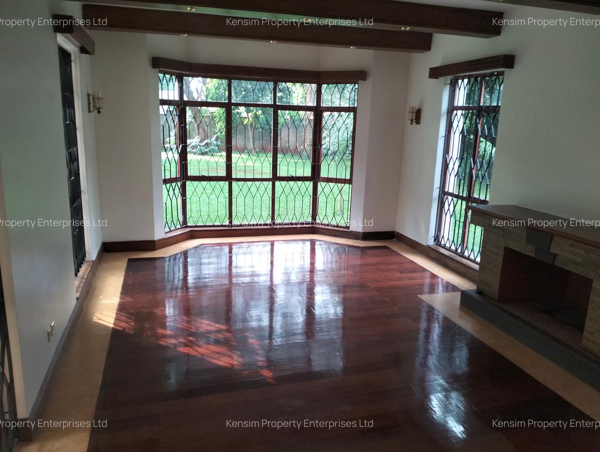 5 Bed Townhouse with En Suite in Runda - 4
