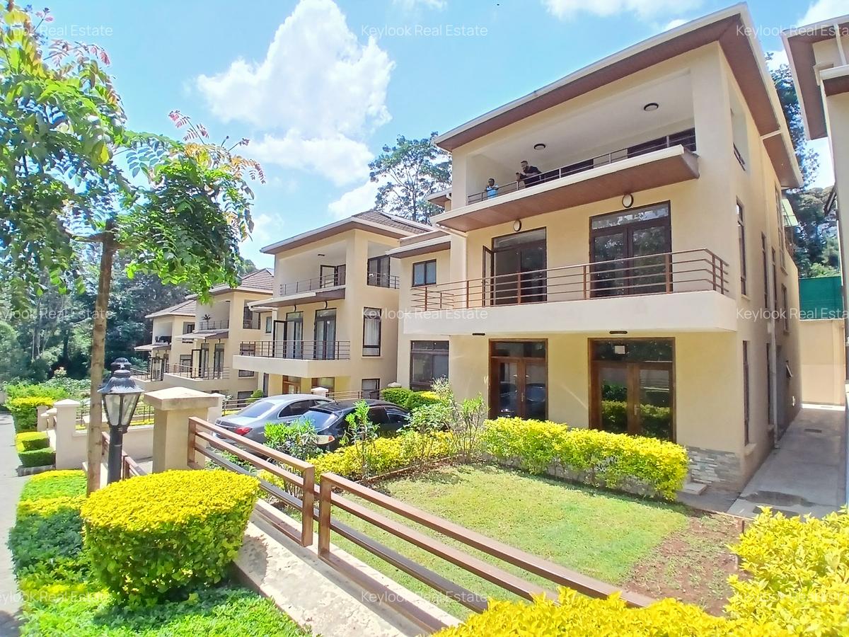 5 Bed Townhouse with En Suite at Lavington Green - 2