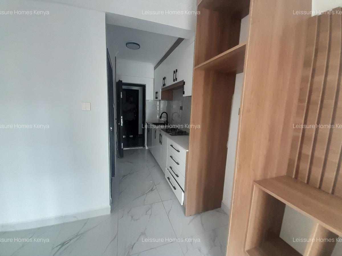 Studio Apartment with Gym at Wood Avenue - 11