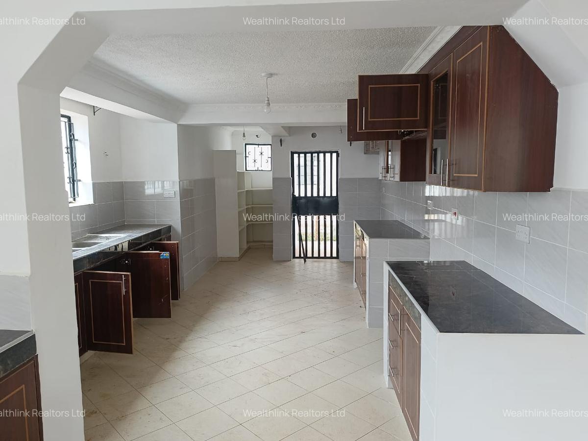 4 Bed Townhouse with En Suite at Muthaiga North - 10