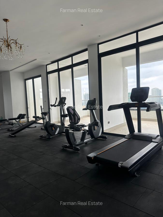 3 Bed Apartment with En Suite in Riverside - 16