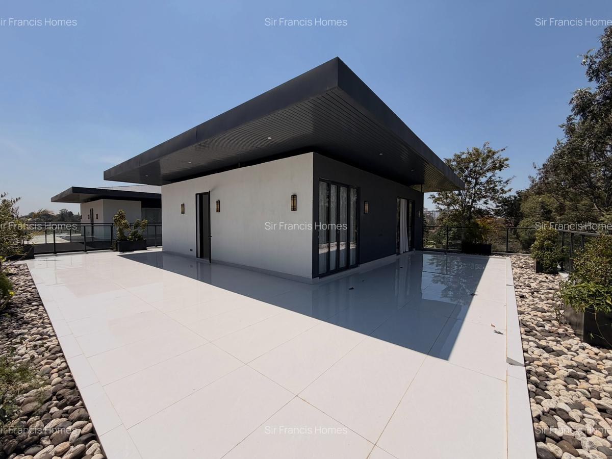 5 bedroom house for sale — image 1 of 16