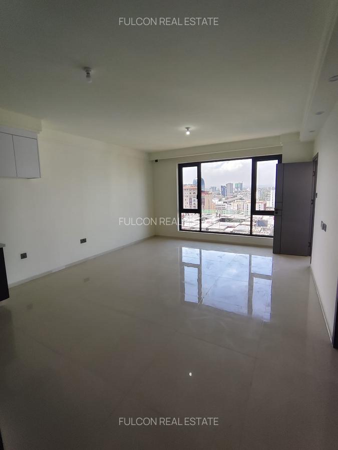2 Bed Apartment with En Suite in Westlands Area - 15