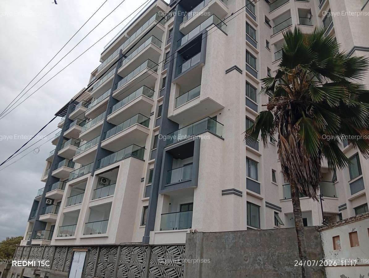 3 Bed Apartment with En Suite at Cement Road - 2