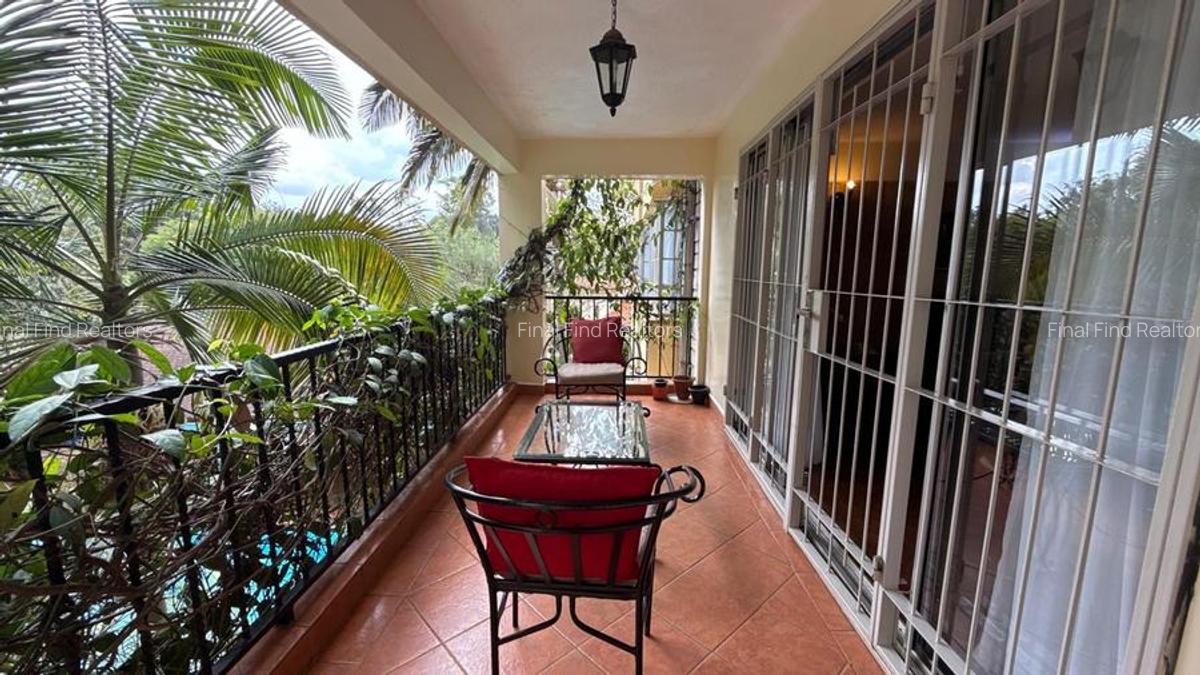 Serviced 2 Bed Apartment with Swimming Pool in Brookside - 7