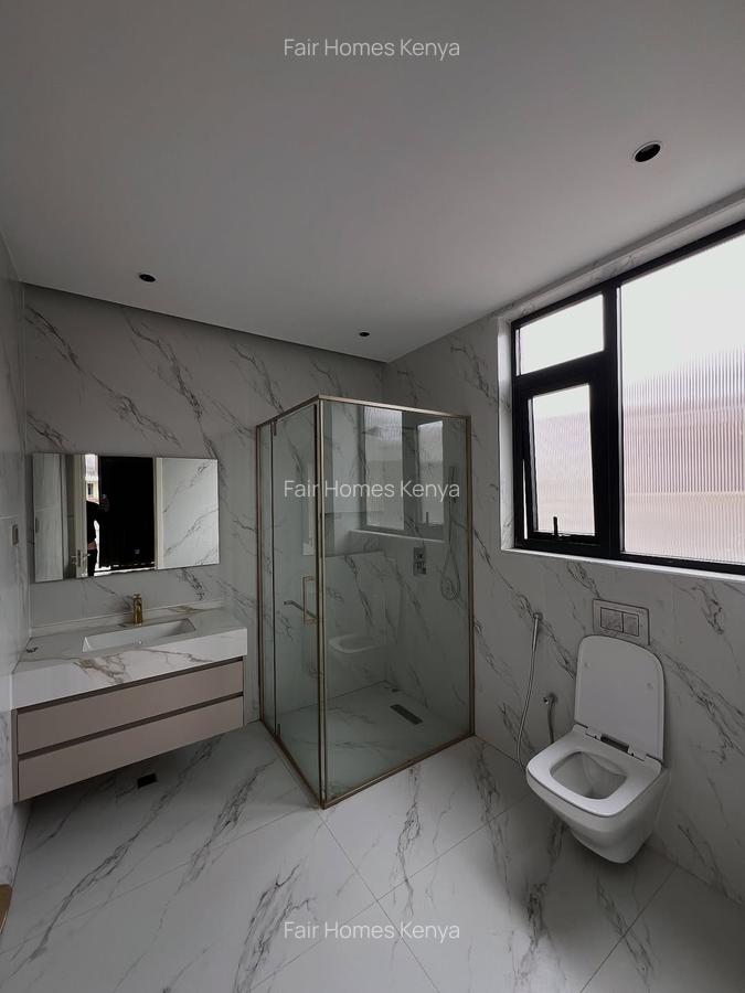 5 Bed Townhouse with En Suite at Lavington Green - 6