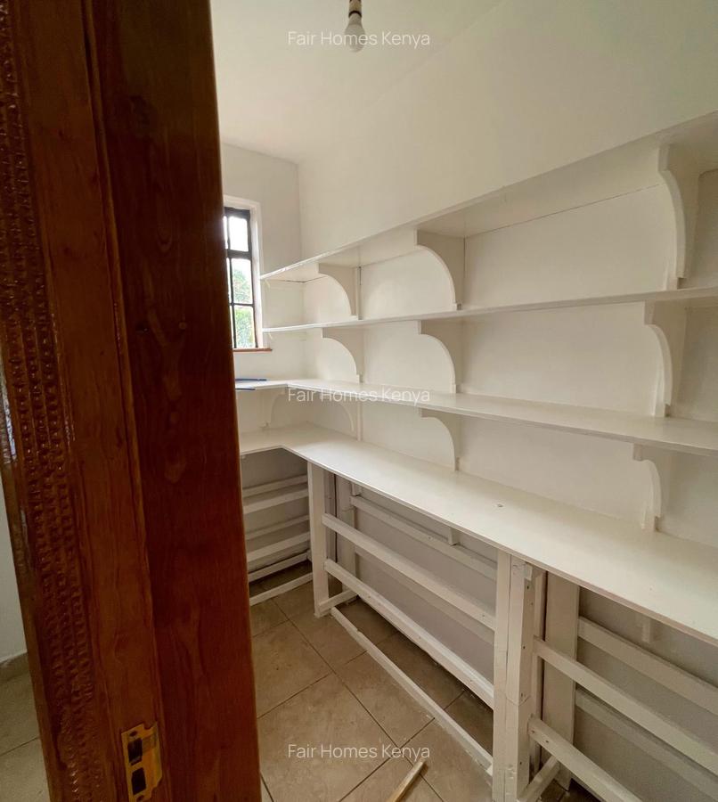3 Bed Apartment with En Suite at Gitanga Road - 8