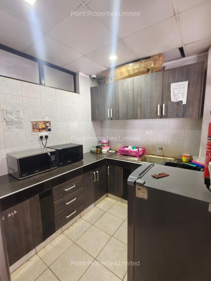 6,068 ft² Commercial Property with Fibre Internet in Westlands Area - 10