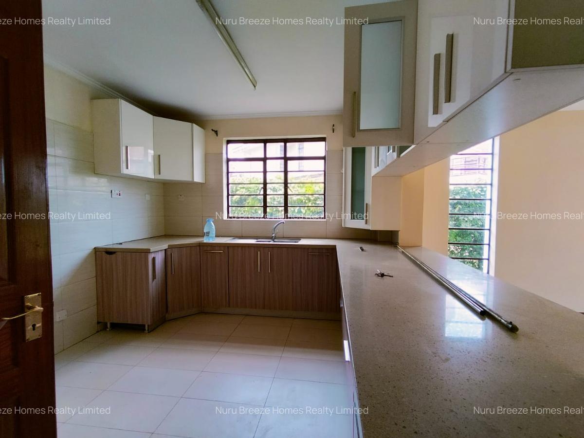 4 Bed Townhouse with En Suite in Kiambu Road - 10