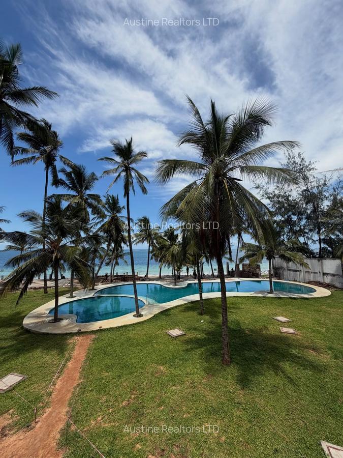 3 Bed Apartment with En Suite in Nyali Area - 1