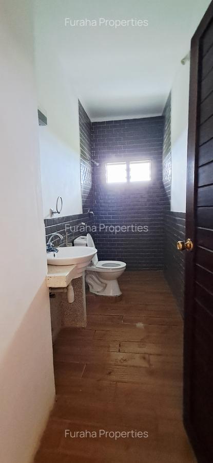 4 Bed House with En Suite at Malindi - 7