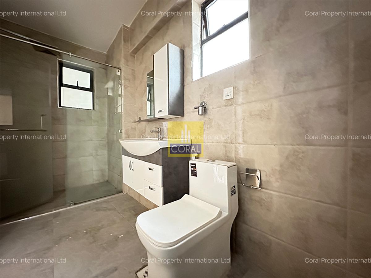 5 Bed Apartment in Parklands - 7