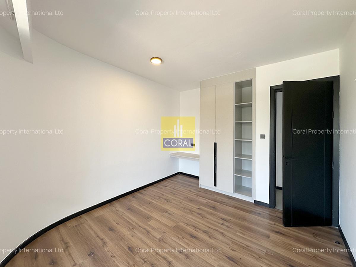 5 Bed Apartment in Westlands Area - 14