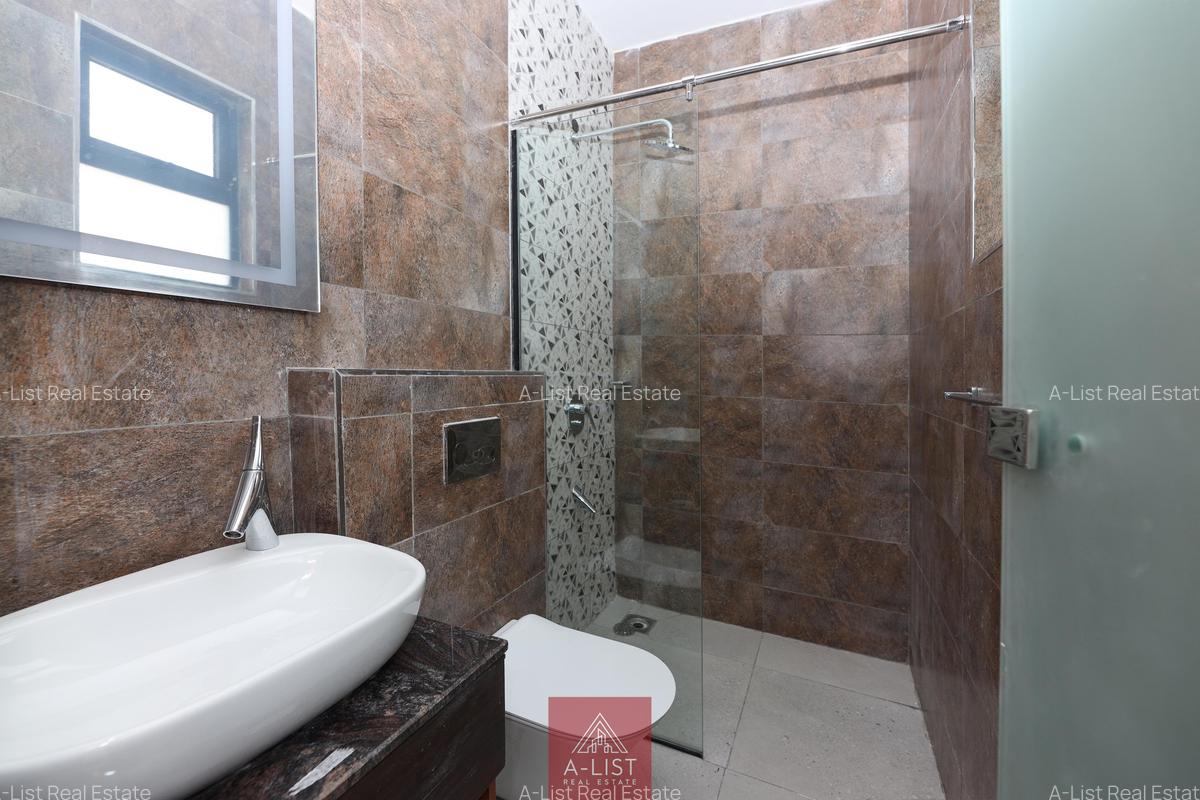 3 Bed Apartment with En Suite at Nyando Road - 12