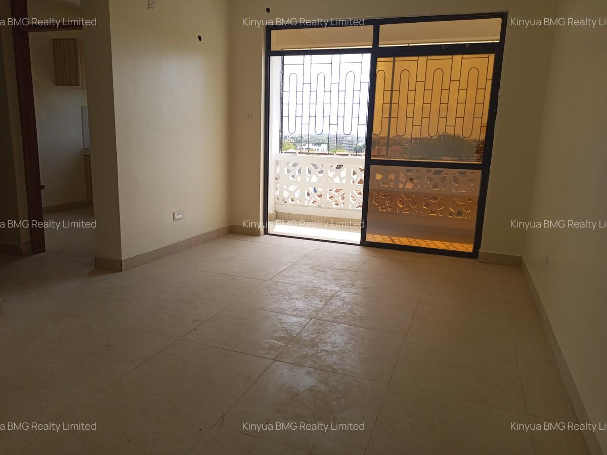 2 Bed Apartment with En Suite at Customs - 2