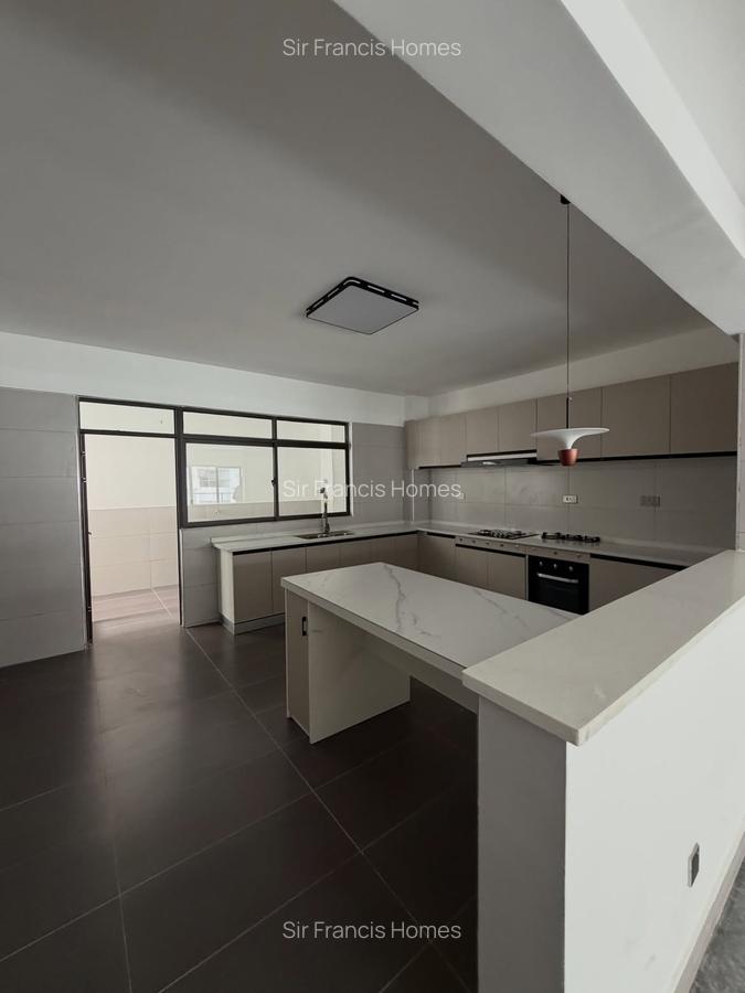 Serviced 4 Bed Apartment with En Suite in Kileleshwa - 15